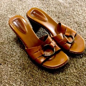 Comfy heeled sandals!